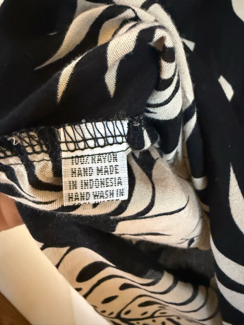 EIMEO Black & Cream Tropical Button-Up Shirt - Picture 5 of 5